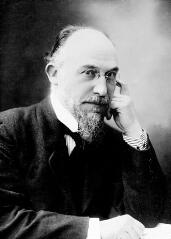 1 vue  - Fondation Erik Satie (1866-1925) (ouvre la visionneuse)